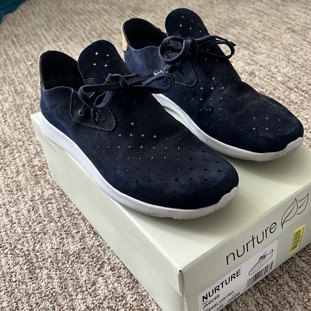 Nurture Tennis Shoes